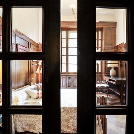 Ur-Nest Strada Maggiore Bologna Bagian luar foto