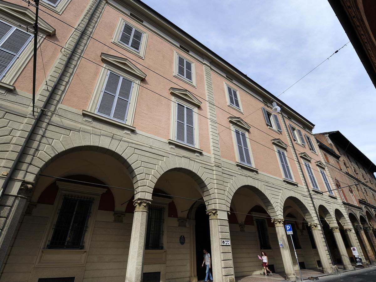 Ur-Nest Strada Maggiore Bologna Bagian luar foto