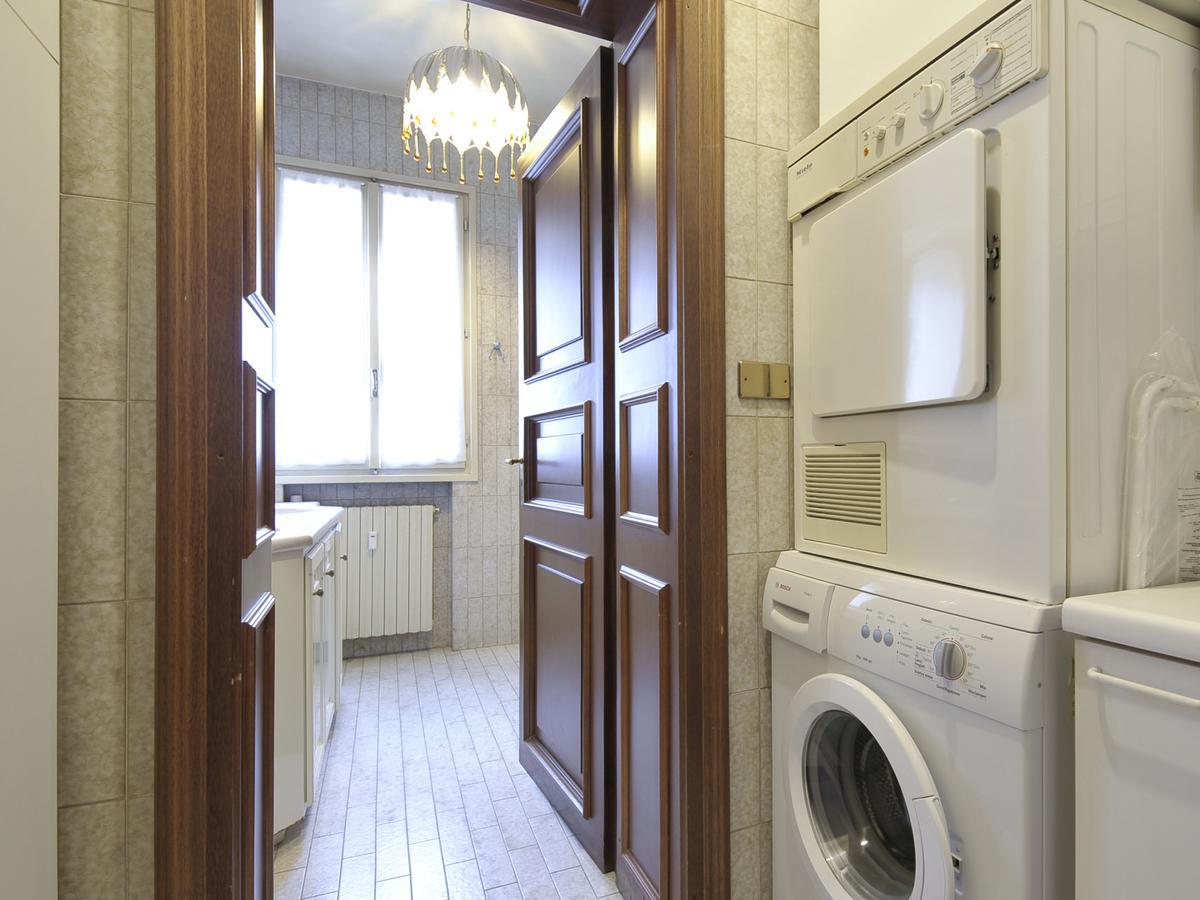 Ur-Nest Strada Maggiore Bologna Bagian luar foto