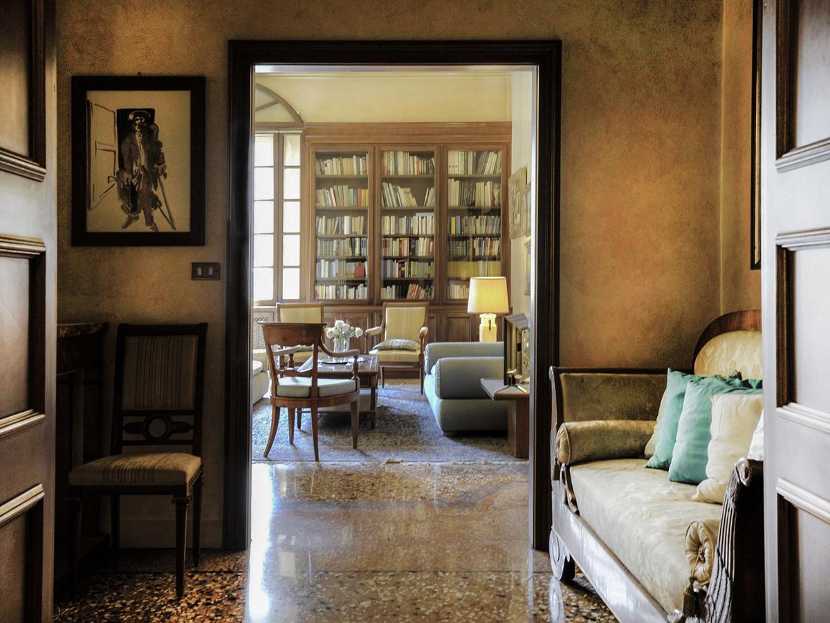 Ur-Nest Strada Maggiore Bologna Bagian luar foto